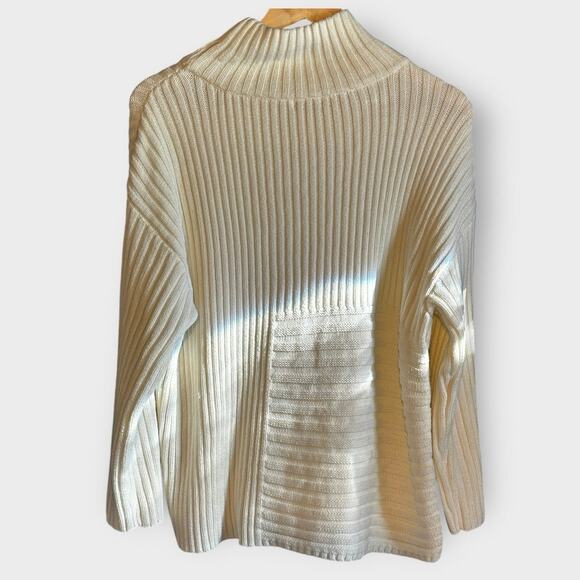 Vince Camuto Cream Reversed
Ribbed Sweater mock turtle neck Womens Medium - Picture 3 of 5